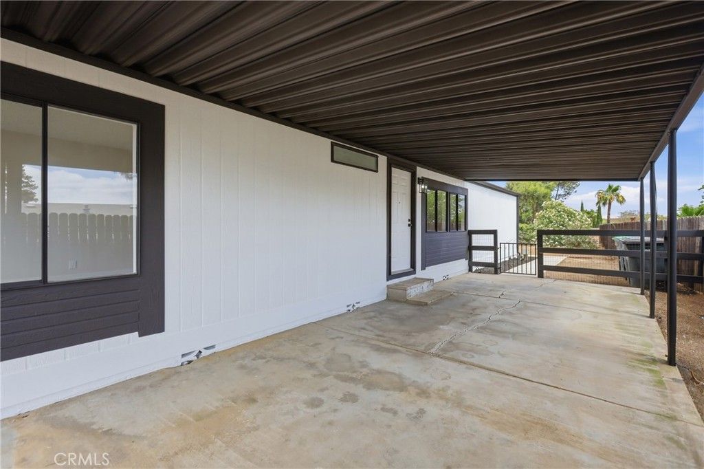 Image 15 of property listing at 24826 Cornstalk Road, Wildomar, CA 92595