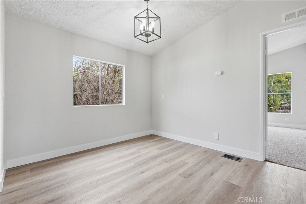 Image 19 of property listing at 24826 Cornstalk Road, Wildomar, CA 92595