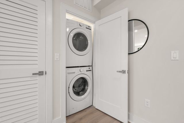 260 Elm St 304, Everett, MA 02149