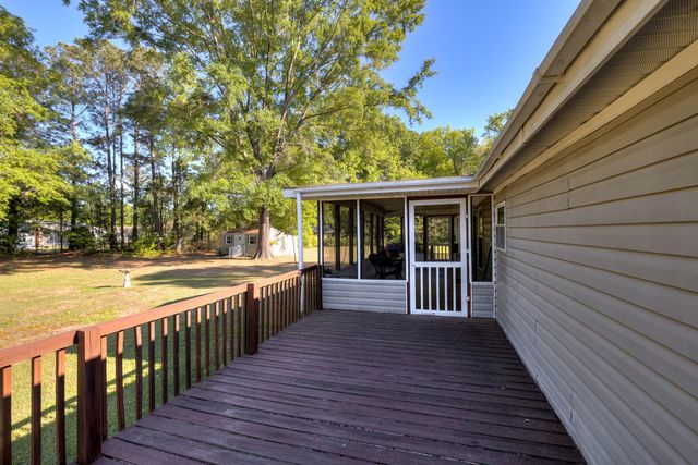1439 Mccoy Drive, Summerton, SC 29148