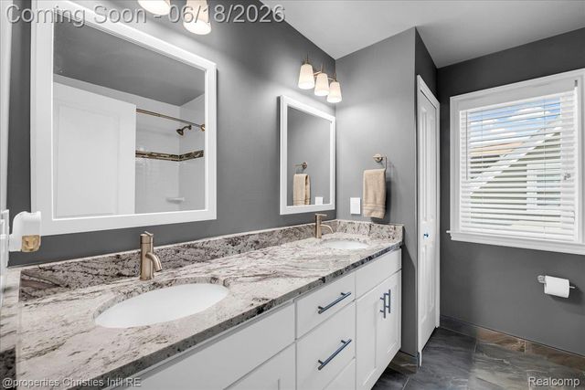1363 Humphrey Avenue, Birmingham, MI 48009