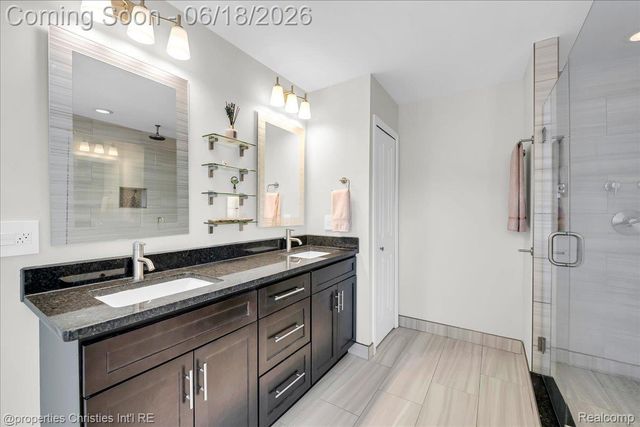1363 Humphrey Avenue, Birmingham, MI 48009