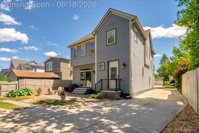 1363 Humphrey Avenue, Birmingham, MI 48009