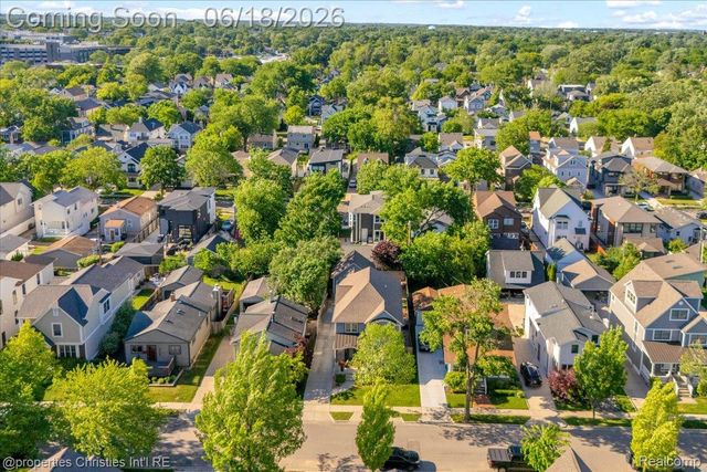 1363 Humphrey Avenue, Birmingham, MI 48009