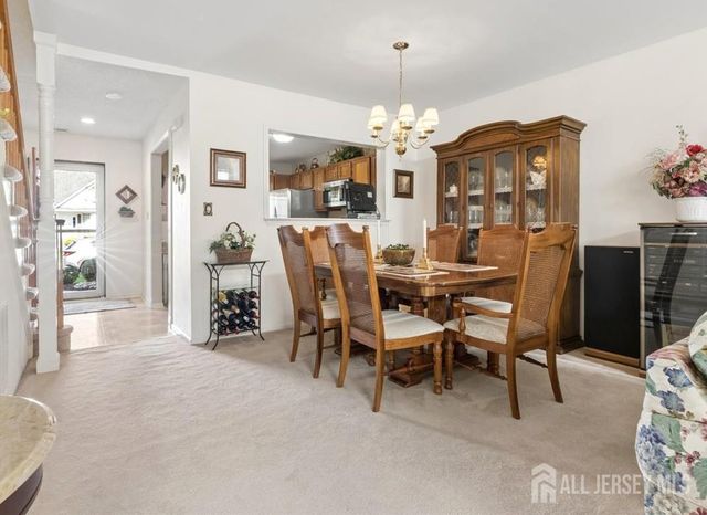 18 Carlisle Court, Old Bridge, NJ 08857