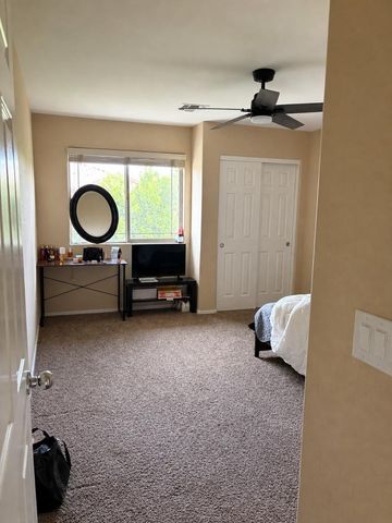 4723 W Gelding Drive, Glendale, AZ 85306
