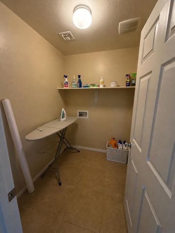 4723 W Gelding Drive, Glendale, AZ 85306