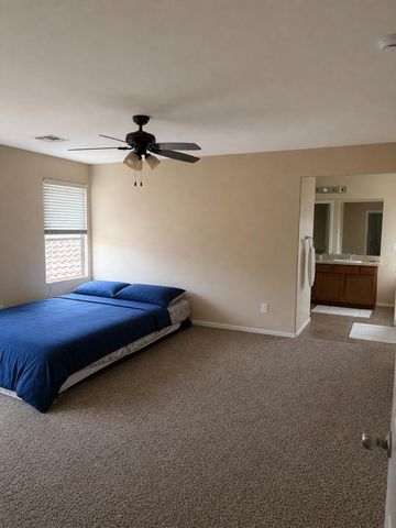 4723 W Gelding Drive, Glendale, AZ 85306