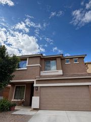 4723 W Gelding Drive, Glendale, AZ 85306