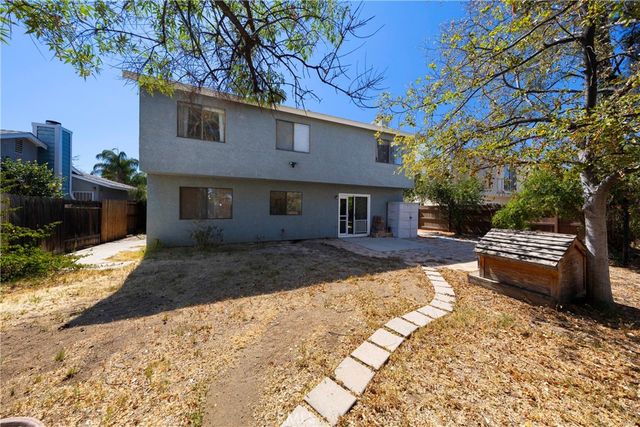 1117 Symeron Court, Perris, CA 92570