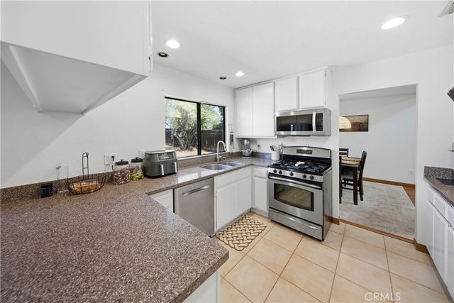1117 Symeron Court, Perris, CA 92570