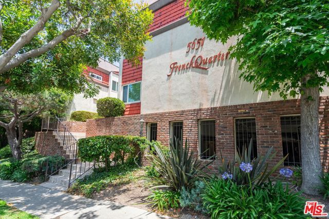 5651 Sumner Way 102, Culver City, CA 90230