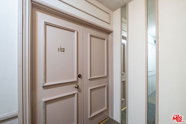 5651 Sumner Way 102, Culver City, CA 90230