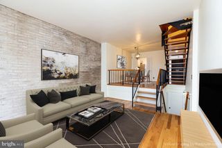 204 M ST SW #34, Washington, DC 20024