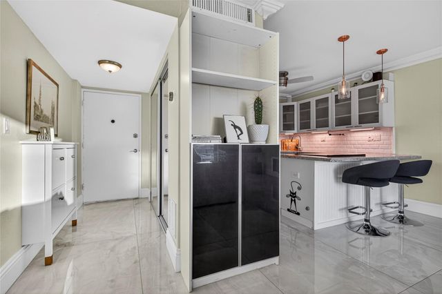 2900 NE 30th Street 9a, Fort Lauderdale, FL 33306