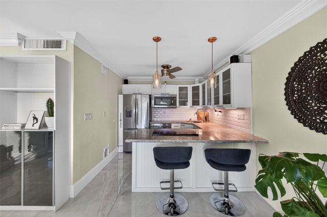 2900 NE 30th Street 9a, Fort Lauderdale, FL 33306