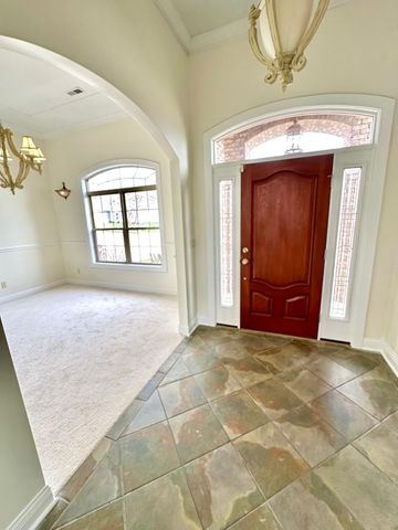 5303 CHAMOIS DR, Columbia, MO 65203