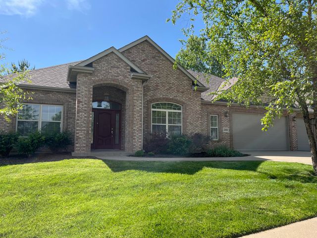 5303 CHAMOIS DR, Columbia, MO 65203