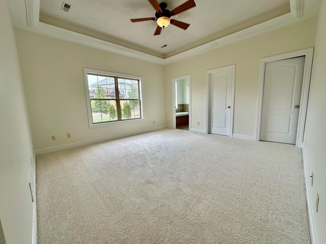 5303 CHAMOIS DR, Columbia, MO 65203