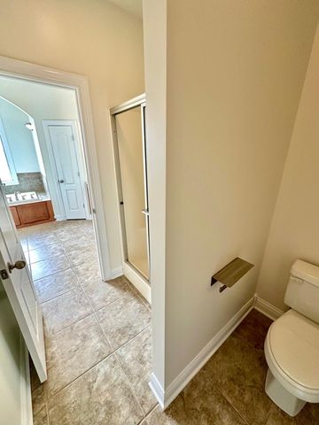 5303 CHAMOIS DR, Columbia, MO 65203