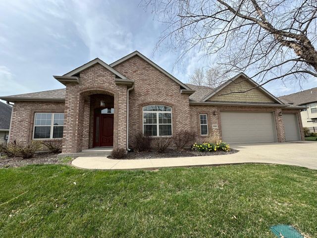 5303 CHAMOIS DR, Columbia, MO 65203