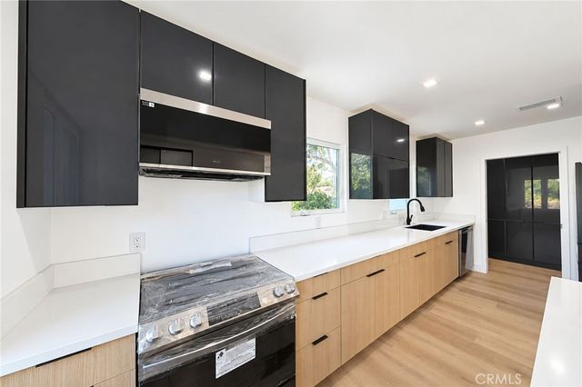 2485 Kellogg Park, Pomona, CA 91768