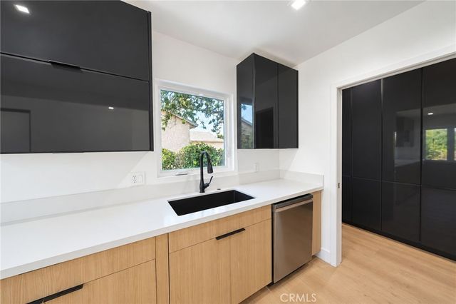 2485 Kellogg Park, Pomona, CA 91768