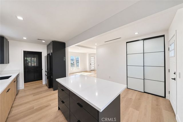 2485 Kellogg Park, Pomona, CA 91768