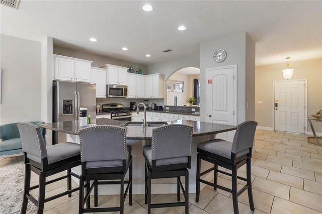 4201 OAKVIEW DRIVE, Davenport, FL 33837