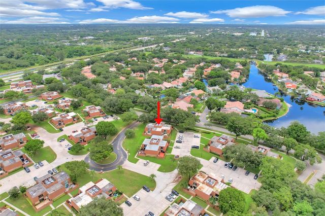 2603 Lakeview Court, Cooper City, FL 33026