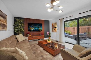 2603 Lakeview Court, Cooper City, FL 33026