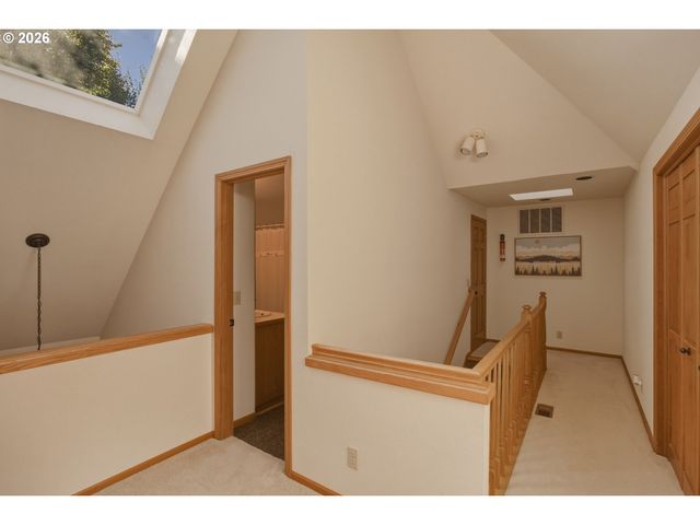 3301 BARDELL Ave, Eugene, OR 97401