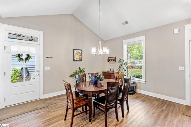 3419 Old Buncombe Road, Greenville, SC 29617