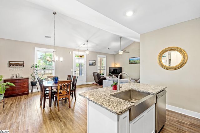 3419 Old Buncombe Road, Greenville, SC 29617
