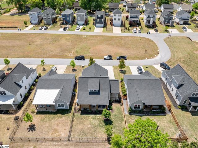 3419 Old Buncombe Road, Greenville, SC 29617