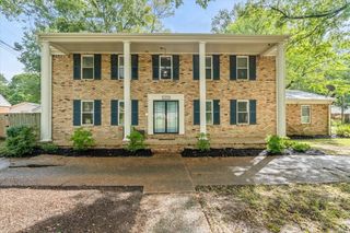 1090 ESTATE DR, Memphis, TN 38119