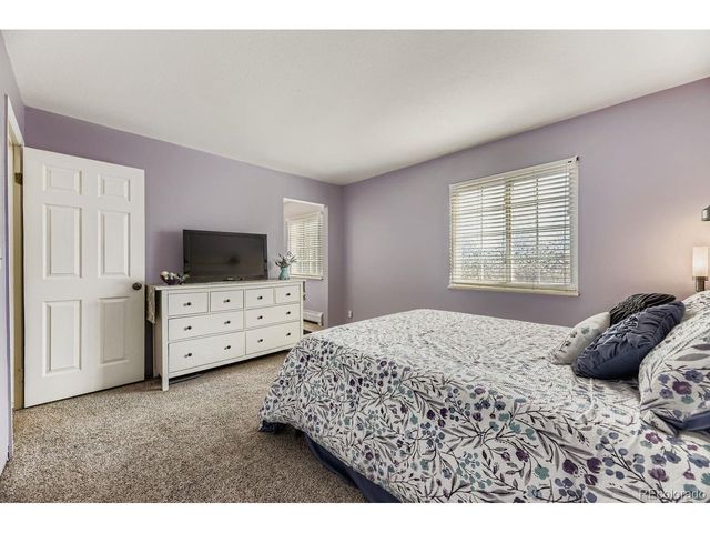 6910 W Floyd Ave, Lakewood, CO 80227