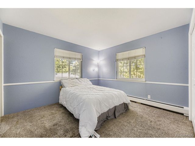 6910 W Floyd Ave, Lakewood, CO 80227