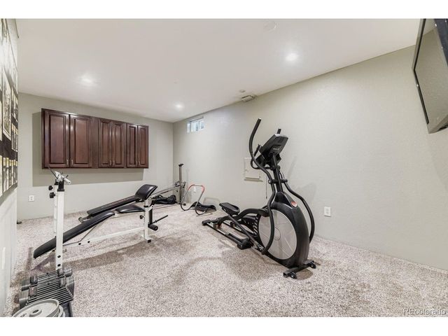 6910 W Floyd Ave, Lakewood, CO 80227