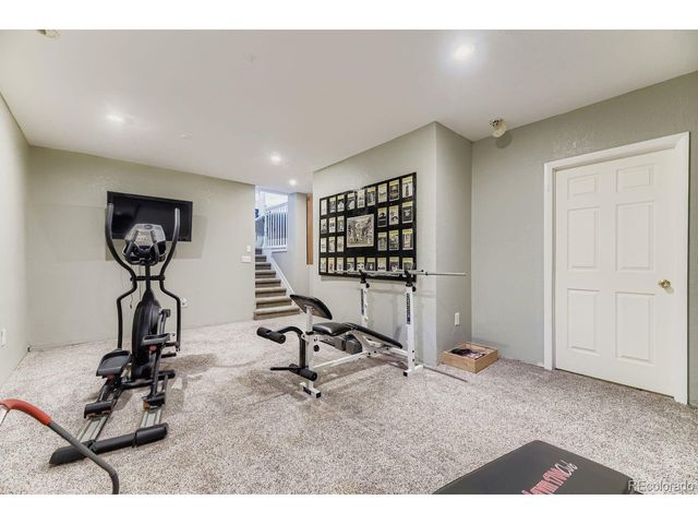 6910 W Floyd Ave, Lakewood, CO 80227