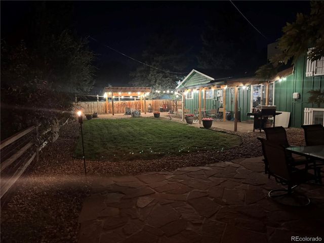 6910 W Floyd Ave, Lakewood, CO 80227