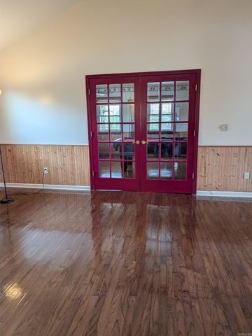 4613 E Reed Rd, North Little Rock, AR 72118