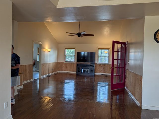 4613 E Reed Rd, North Little Rock, AR 72118