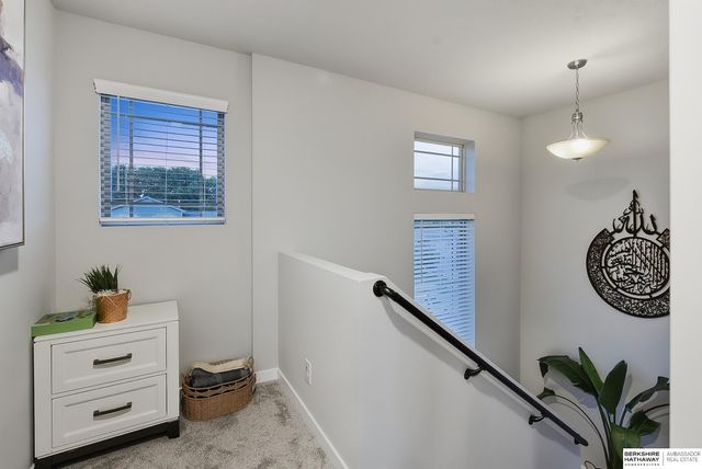 8022 N 84th Street, Omaha, NE 68122