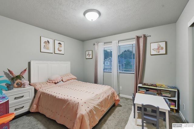 8022 N 84th Street, Omaha, NE 68122
