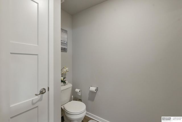 8022 N 84th Street, Omaha, NE 68122