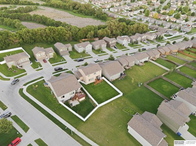8022 N 84th Street, Omaha, NE 68122