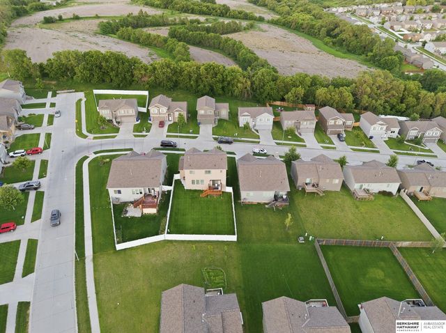 8022 N 84th Street, Omaha, NE 68122