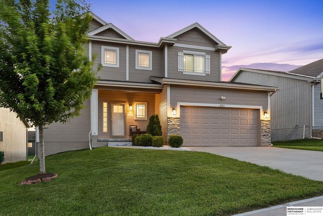 8022 N 84th Street, Omaha, NE 68122