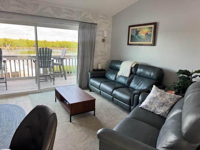 1800 N Ocean Drive 203, Hollywood, FL 33019